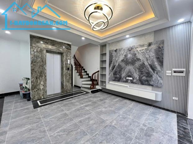 Bán nhà 6 tầng x thang máy đẹp tại Khương Đình – Thanh Xuân - 1