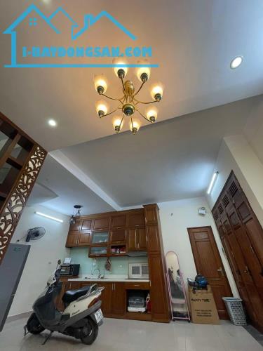 HOT, NHÀ HOÀNG HOA THÁM 45M, MT 6.3, 4T DÂN XÂY, LÔ GÓC 3 THOÁNG, GẦN PHỐ, NỘI THẤT LIM,9T - 3