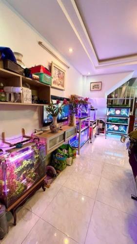 HOT QUẬN 7, NHÀ PHỐ 4 TẦNG 5PN, HẺM XE HƠI THÔNG, DT 4.5M x 13M, VỊ TRÍ KINH DOANH, 6.x TỶ - 1