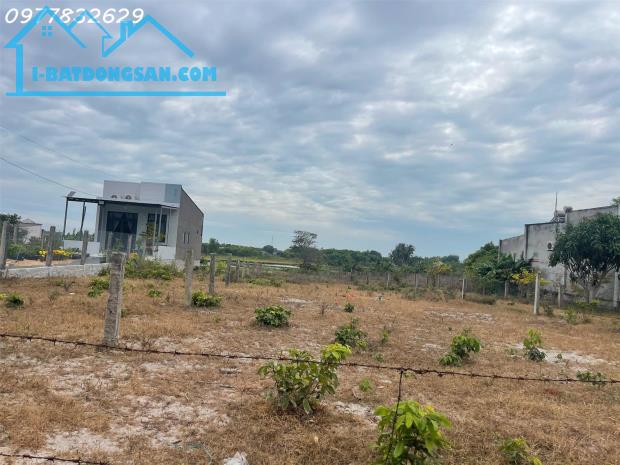 Bán gấp 6m x 43m đất ONT Tân Phước - TX LaGi giá chỉ 1.2 tỷ sổ riêng gần 577 - 1