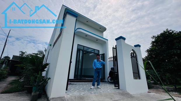 duy nhất 1 căn 5x20m shr giá chỉ 1,3 ty gần chợ bình chánh