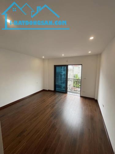 🌈 PHÚC LỢI - LONG BIÊN 🌈 🏠 NHÀ 6 TẦNG MỚI - LÔ GÓC - GARA Ô TÔ - THANG MÁY - 3