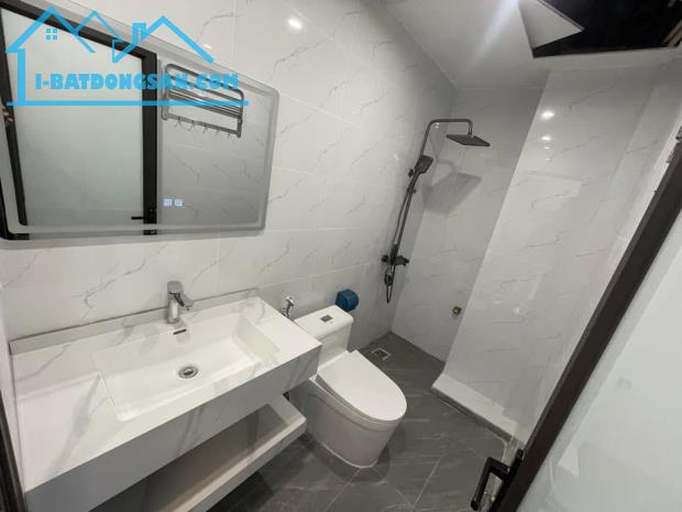 🌈 PHÚC LỢI - LONG BIÊN 🌈 🏠 NHÀ 6 TẦNG MỚI - LÔ GÓC - GARA Ô TÔ - THANG MÁY - 2