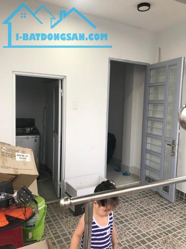 Chuyển công tác, bán gấp nhà mới 4 tầng BTCT Trường Chinh Tân Bình, khu VIP, chỉ 3.x tỷ. B - 1