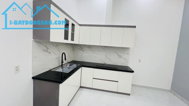 Bán nhà hẻm xe hơi thông Dương Bá Trạc p.Rạch Ông Q8, nhà mới 72m2 [4×18] chỉ 8Tyxx. TL - 4