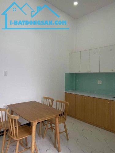 Chính chủ gửi bán nhà cấp 4 - Nằm ngay chợ Thạnh Phú -changshin
