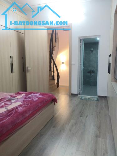BÁN NHÀ, PHÂN LÔ BÙI HUY ÍCH, CẠNH TT HÀNH CHÍNH HM, 30M2, 5 TẦNG, MT 4,2M, GIÁ 6,95 TỶ (T - 1