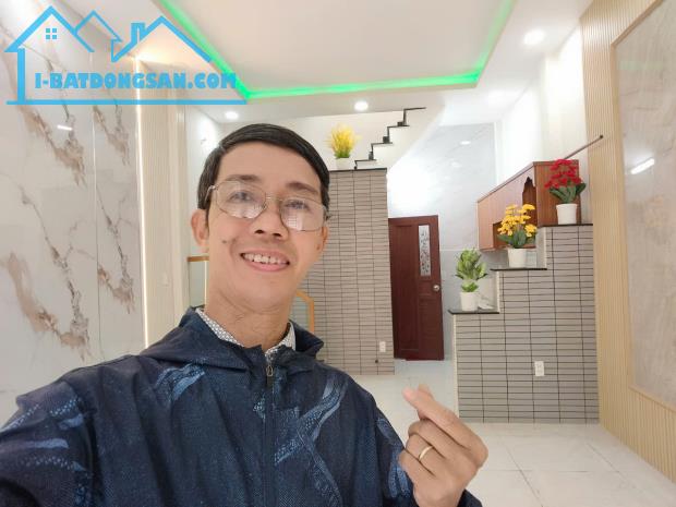 Mặt tiền Kinh Doanh Đ số 24-Lê Văn Quới nhựa 7m thông 34m2,2Tầng Nhỉnh 3 tỷ - 3