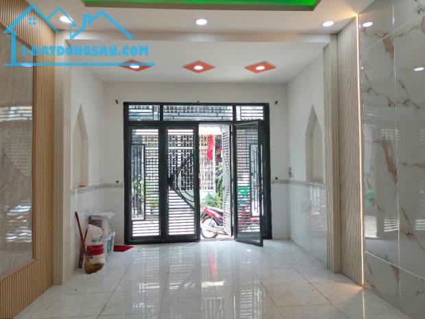 Mặt tiền Kinh Doanh Đ số 24-Lê Văn Quới nhựa 7m thông 34m2,2Tầng Nhỉnh 3 tỷ - 1