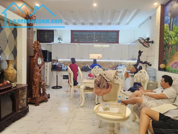 Giá rẻ Phân lô Nguyên Hồng, Đống Đa, đường Ôtô, gần phố 46m x 5T, mt 4.5m chỉ 15.7 tỷ - 2