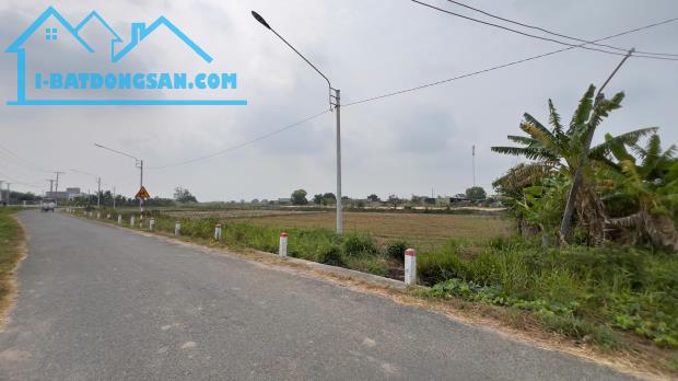 Đất Ngợp gần biển thổ cư đường nhựa Phùng Hưng xã Tân Tiến Thị xã Lagi