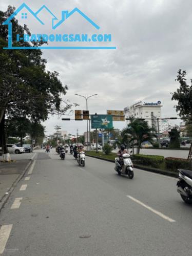 Siêu vị trí hot. Nhà mặt tiền Trường Chinh, 65m2-ngang5,2 Đang cho thuê ổn định.chỉ 2.xxtỷ - 1