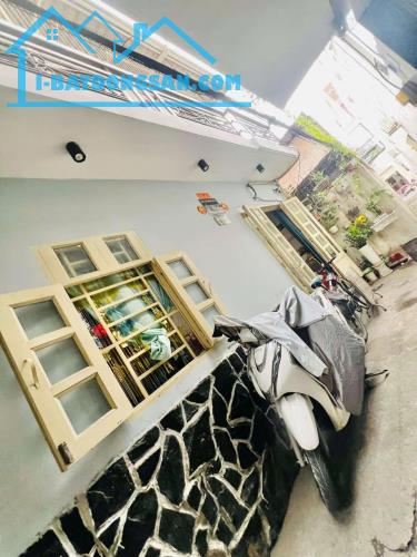 BÁN NHÀ ĐƯỜNG PHÚ THỌ HÒA - TÂN PHÚ - HẺM 3M THÔNG - SHR - CHỈ 3,15 TỶ