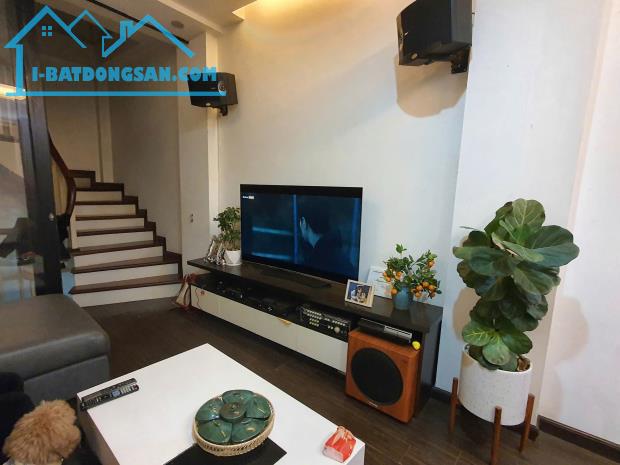 Siêu hiếm cho thuê nhà Bưởi, Ba Đình, 5 tầng, 30m2, 4 ngủ, 13 Triệu - chỉ cho ở hộ gia - 1