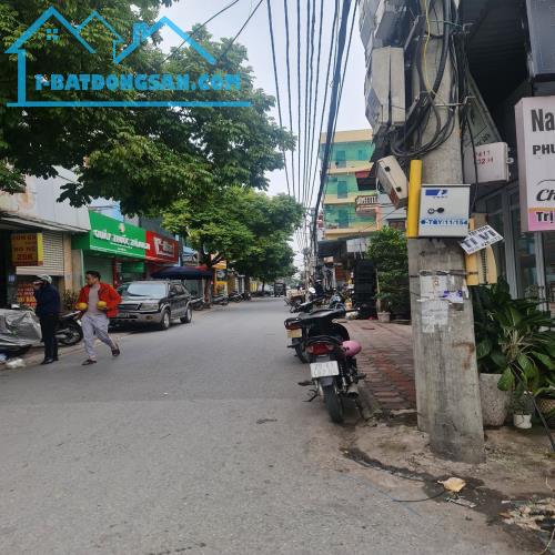 Nhà mới ở ngay, kinh doanh tốt tại Trâu Quỳ, Gia Lâm. 50m2 4 tầng, đường 10m, 8 tỷ x. Lh - 2
