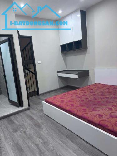 NHỈNH 8 TỶ - 10M RA PHỐ ĐỘI CẤN- Ở NGAY-NGÕ THẲNG TẮP - 2
