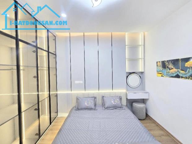BÁN TOÀ NHÀ CĂN HỘ 75M 6 TẦNG NGUYỄN HOÀNG - THANG MÁY - TẬP TRUNG NHIỀU KHÁCH NƯỚC NGOÀI