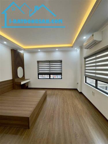 CỰC HOT SIÊU PHẨM NHÀ ĐẸP HỒ TÙNG MẬU,45M,5 TẦNG,NGÕ NÔNG,FULL NỘI THẤT. GIÁ 8,xx(tỷ) - 1