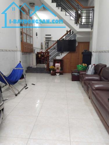 Nhà bán Đường GÒ XOÀI - Hẻm xe hơi thông - 65m² ( 4 x 16.5 ) 2 Tầng 3PN - Gần Chợ - 4