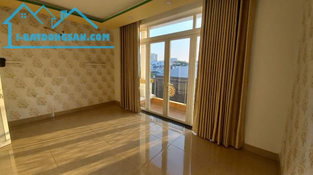 BÁN NHÀ KHU TÊN LỬA - AEON BÌNH TÂN - 5 X 18M - 4 TẦNG - ĐƯỜNG 8M - HƠN 7 TỈ TL