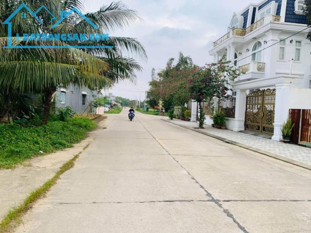 🤩Em cần bán nhanh 04 lô liền kê gần trung tâm thị trấn Nam Phước - 1