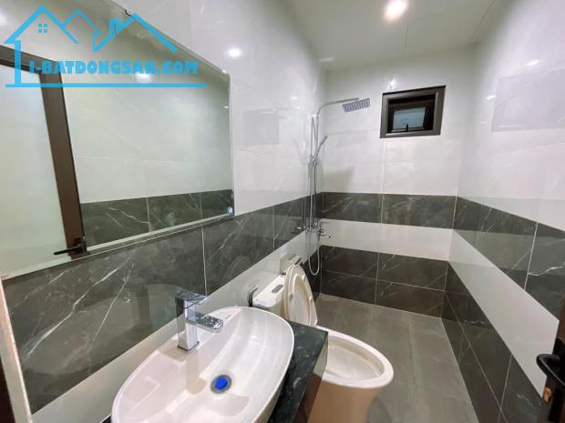 Bán nhà 40m2 thang máy 6 tầng Phố An Dương Vương ngõ thông - 4