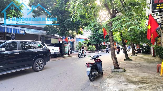 Bán đất mặt đường Trại Lẻ, 81m , ngang 4.5, vỉa hè 5m, Giá 6.99 tỉ vị trí ngã 3 - 1