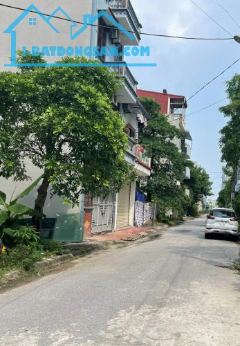 Bán đất Quang Tiến ô tô đỗ, 10m ô tô tránh, sổ vuông 61m MT4.9m, 8.1 tỷ Nam Từ Liêm - 2