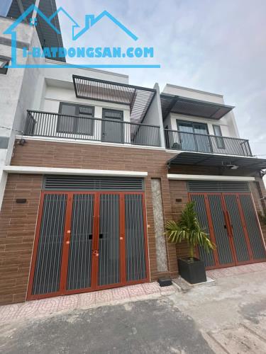 CHỈ CÒN 1LÔ DUY NHẤT ĐẤT BỬU HOÀ. DT: 63M2 SỔ RIÊNG THỔ CƯ100% ĐƯỜNG OTO. GIÁ CHỈ 1,850TỶ - 4