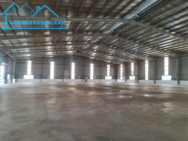 Cho Thuê Nhà Xưởng trong KCN Long An Tổng DT Đất: 10.000m2 • DT 2 Xưởng: 6700m2 - 3