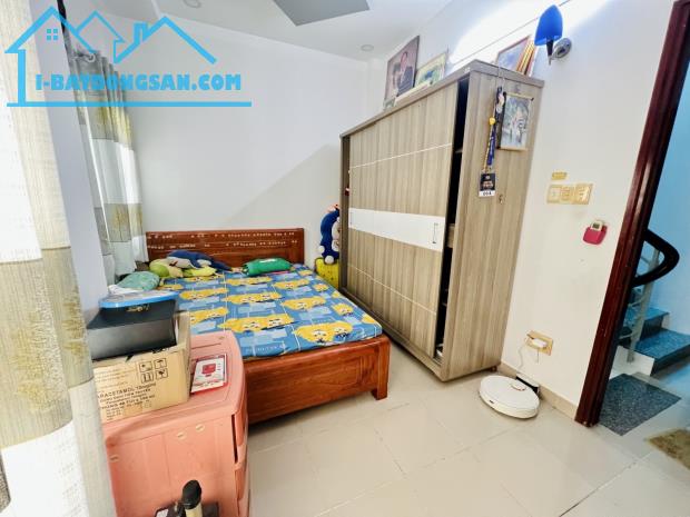DƯƠNG BÁ TRẠC P1,Q8 - 47m2 ( 3.9 x 13). NHÀ 3 tầng HXH. Chỉ 4.8 tỷ TL - 4
