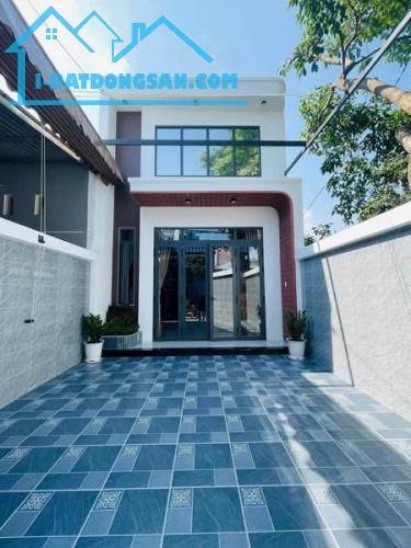 NHÀ PHỐ GIÁ RẺ SỔ RIÊNG FULL THỔ CƯ GÂN TRƯƠNG HỌC KHU DÂN CƯ ĐÔNG ĐÚC - 4