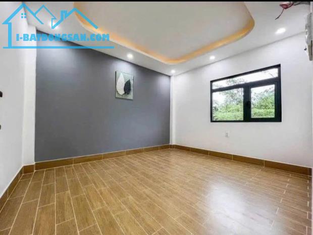 NHÀ PHỐ GIÁ RẺ SỔ RIÊNG FULL THỔ CƯ GÂN TRƯƠNG HỌC KHU DÂN CƯ ĐÔNG ĐÚC - 2