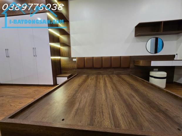 BÁN NHÀ NGÕ 596 HOÀNG HOA THÁM- VỊ TRÍ SIÊU ĐỈNH - NGÕ THÔNG -  NHÀ ĐẸP LONG LANH - CÁCH - 3