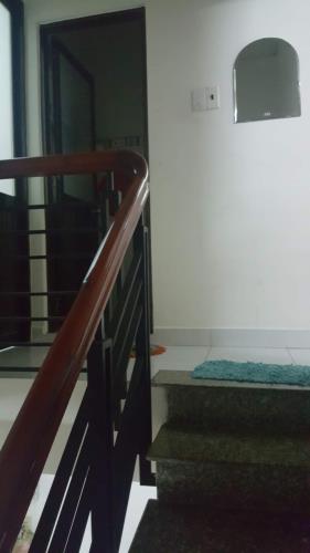 NHÀ ĐANG CHO THUÊ - DÒNG TIỀN 6 TRIỆU/ THÁNG - GIÁP QUẬN 1 - 2 TẦNG – 32M2 - CHỈ 3 TỶ. TL. - 1