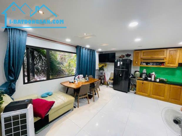 👉NHÀ NGỘP GIẢM GIÁ SÂU ĐƯỜNG LUỸ BÁN BÍCH GẦN ĐẦM SEN DT 4X17, 4LẦU - 3