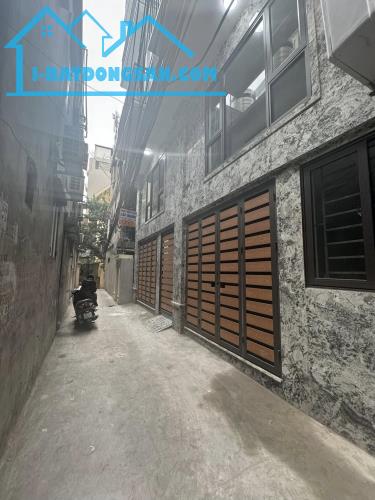 Gần Phố Tòa Dòng Tiền Cạnh Đại Học Y Mặt Tiền 10M 140M2 33.5 Tỷ DT 150Tr/th