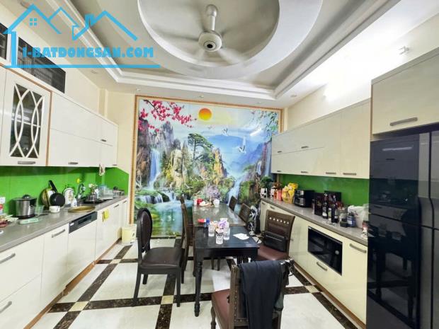 Bán nhà bồ đề long biên  MT 4.5m DT 66m2, nhỉnh 11 tỷ cần bán gấp - 2
