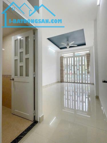 Mặt tiền 2 lầu/ST Âu Dương Lân P2Q8, giá 14.5 tỷ - 3
