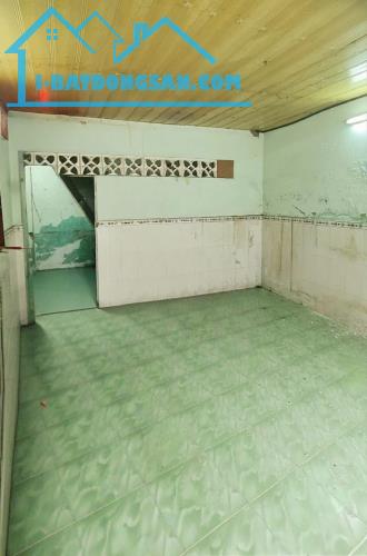 Bán nhà mặt tiền, diện tích lớn, ngang rộng giá đầu cơ, giá 20 tỷ + x tỷ - 2