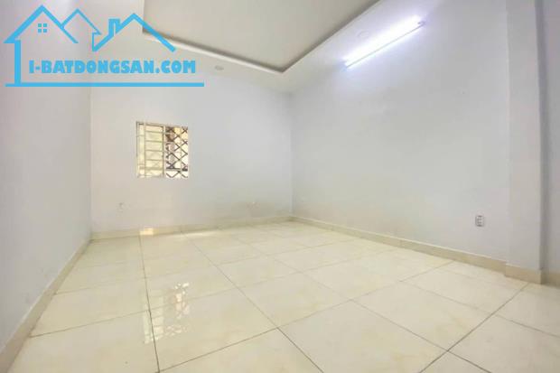 Bán nhà hẻm Lê Đức Thọ, Gò Vấp, 51.9 m² (3.6m x 15m), gần mặt tiền - Giá 4.96 tỷ TL - 5