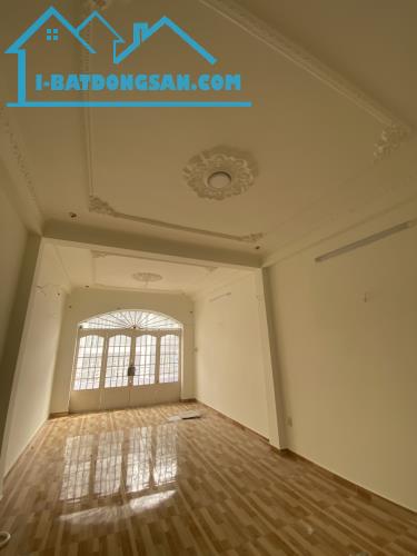 Bán nhà 68m2, đường Nguyễn Quý Yêm, Bình Tân, HXH, 4 tầng, 5 PN, nhỉnh 5 tỷ còn TL. - 3