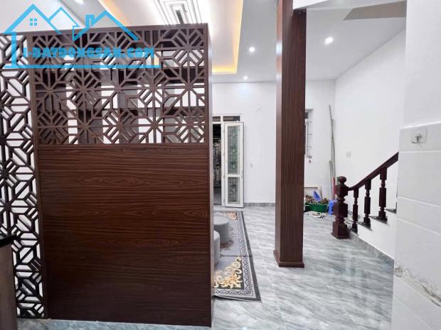 phẩm hot mới nhất. nam Từ Liêm Hà Nội diện tích 35m2.mặt 5,4m chỉ 7,5tỷ LÕI MỸ ĐÌNH - GIÁP