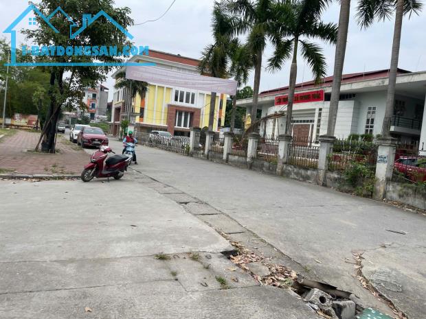 Chủ cần tiền bán nhanh 101,2m2 Trưng Trắc - Văn Lâm, giá tốt: 0835459289