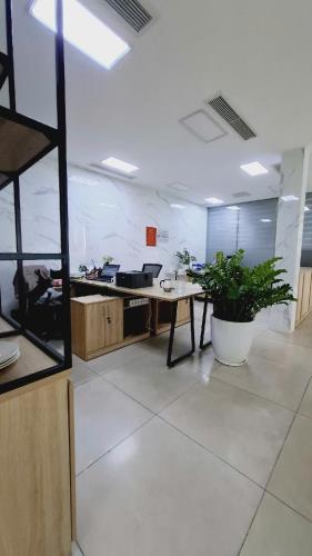 Bán gấp toà Văn phòng 216m2 tại Tố Hữu, Trung Văn, ô tô đỗ cửa chỉ 57 tỷ. Lh: 0829217877.. - 3