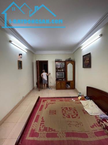 Bán Nhà Gần Huỳnh Thúc Kháng, q. Đống Đa, Gần 40m2, 6T, Ngang 3.8m, Hơn 7 Tỷ