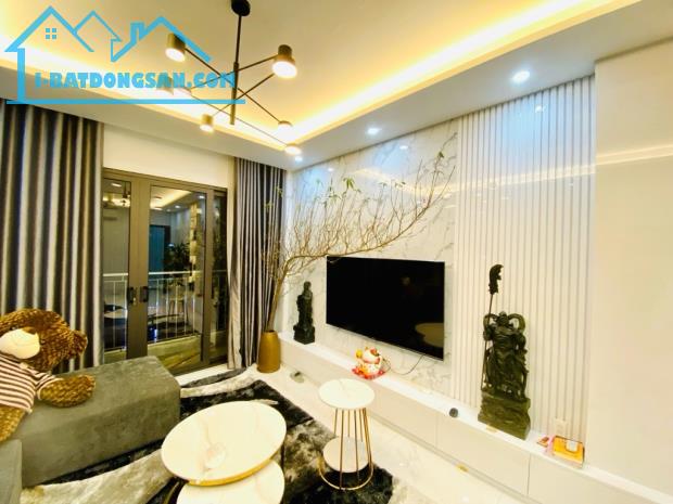 BÁN NHÀ MẶT PHỐ ĐẶNG VŨ HỶ – 91m² – 5 tầng – Mặt tiền 4m - VỈA HÈ 7M – KINH DOANH ĐỈNH - 1