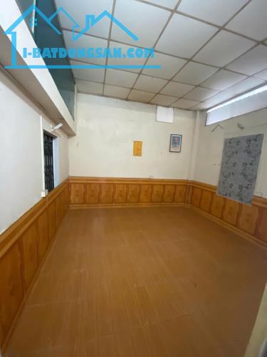 Cho thuê nhà ngõ ôtô phố Vương Thừa Vũ Thanh Xuân 35m x 4 tầng, giá 12tr/tháng - 2