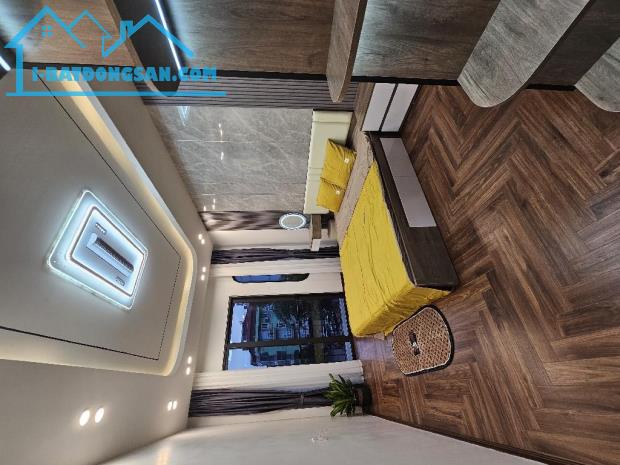 🏠LÕI LONG BIÊN- SIÊU PHẨM PHỐ VIP- 7 TẦNG THANG MÁY-FUll NỘI CAO CẤP-GIÁ 12 TỶ - 4