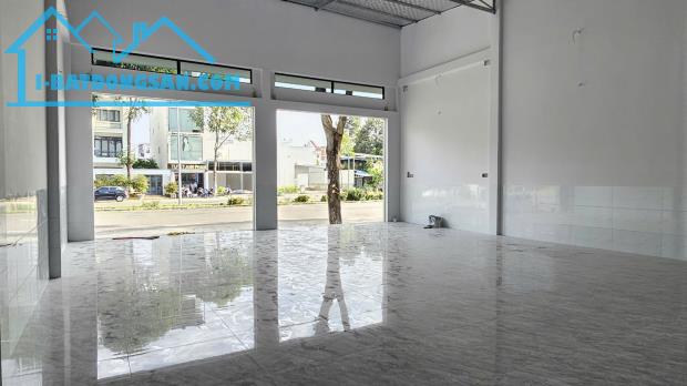 Văn phòng cho thuê 180m² mới 100% mặt tiền đường Lý Thái Tổ KDC Hưng Phú 1, P. Hưng Phú - 2